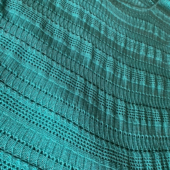 Womens short sleeve sparkly sweater - Picture 2 of 7